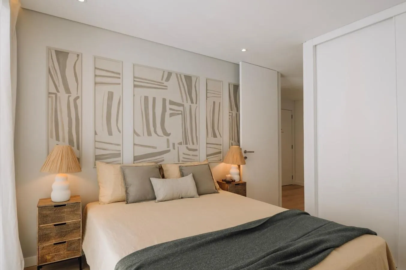 Daire Minturno - 2 Bedrooms And Balcony In Alvalade Lisboa